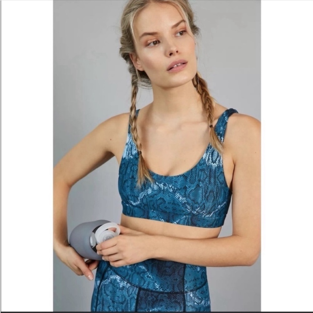 Anthropologie The Upside Python Print Sports Bra Blue Black Size L NWT